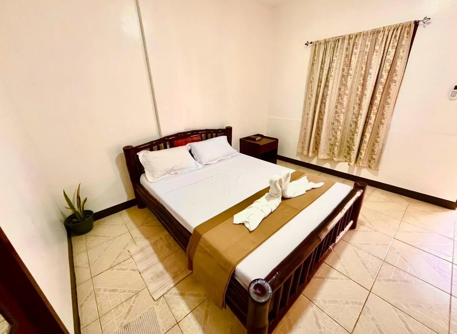 ** Hotel Chiisai Natsu Resort Bolod  Philippines