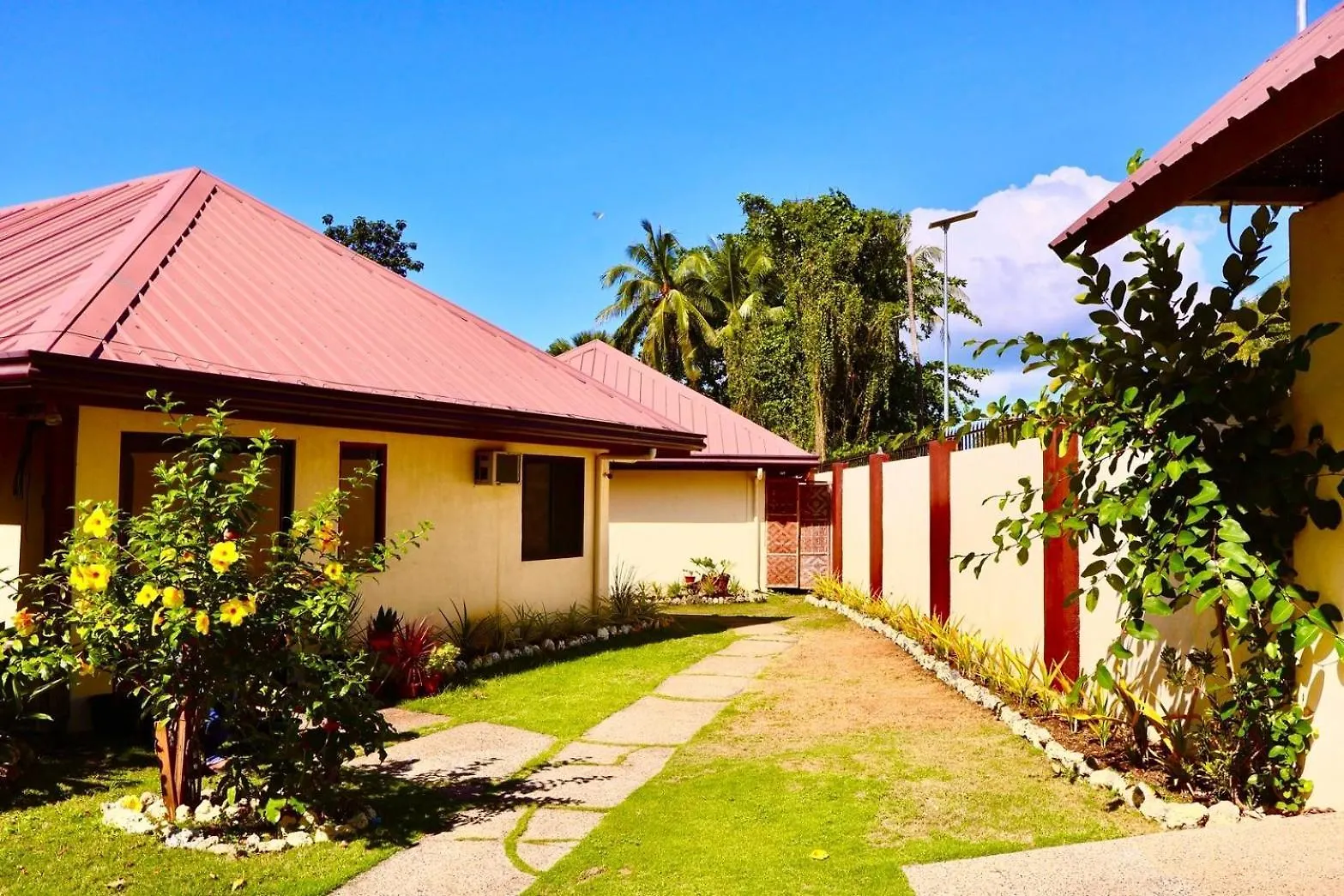 Chiisai Natsu Resort Bolod  Bolod (Panglao)
